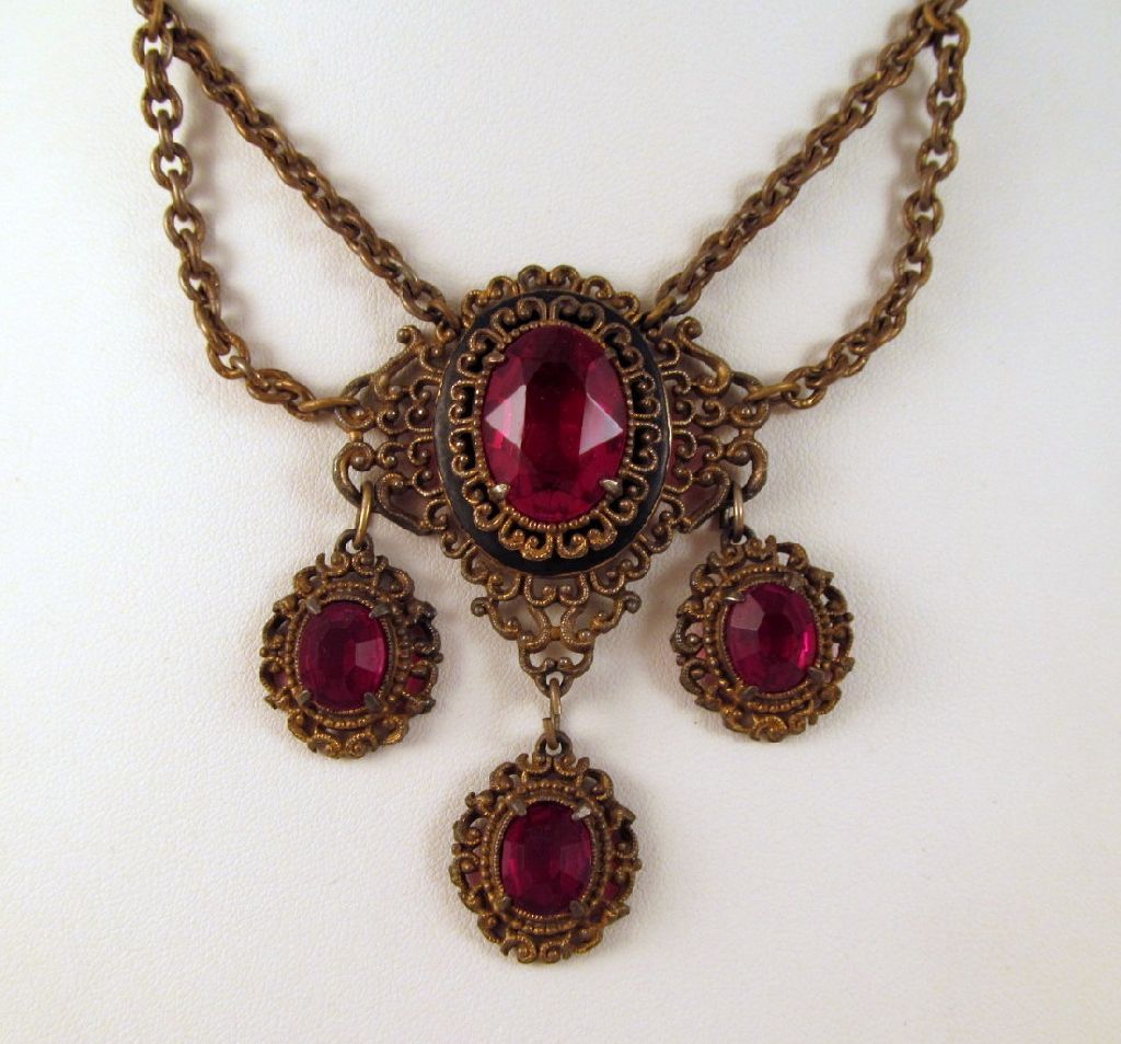 Ruby Red Rhinestone Festoon Lavaliere Necklace Ruby Red Rhinestone Festoon Lavaliere Necklace