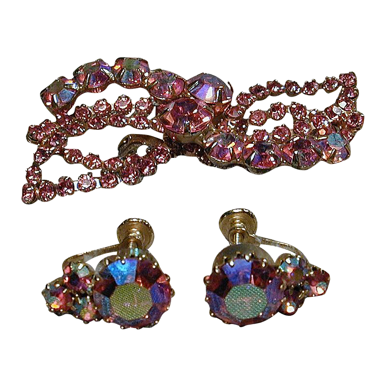 Vintage Pink Aurora Borealis Rhinestone Demi Pin & Earrings Vintage Pink Aurora Borealis Rhinestone Demi Pin & Earrings