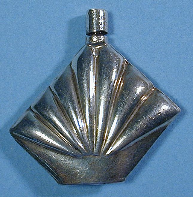 Modernist Sterling Silver Mexican Miniature Perfume Bottle Modernist Sterling Silver Mexican Miniature Perfume Bottle