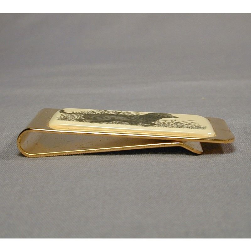 Vintage Barlow Faux Scrimshaw Money Clip - Hunting Dog Vintage Barlow Faux Scrimshaw Money Clip - Hunting Dog