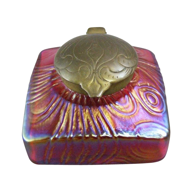 Kralik Discobolus Spiraloptisch Bohemian Art Glass Inkwell Circa 1910 Kralik Discobolus Spiraloptisch Bohemian Art Glass Inkwell Circa 1910