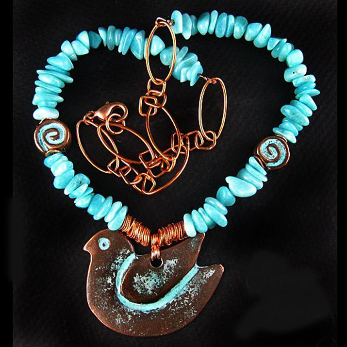 Copper Bird Pendant Necklace with Gemstones Copper Bird Pendant Necklace with Gemstones