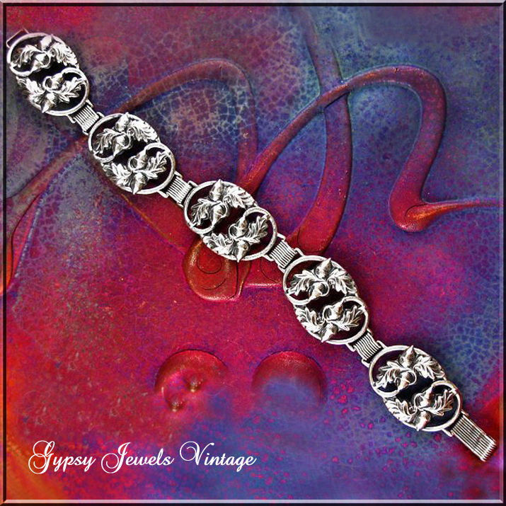 Vintage Danecraft Sterling Bracelet with Acorns and Oak Leaves. Vintage Danecraft Sterling Bracelet with Acorns and Oak Leaves.