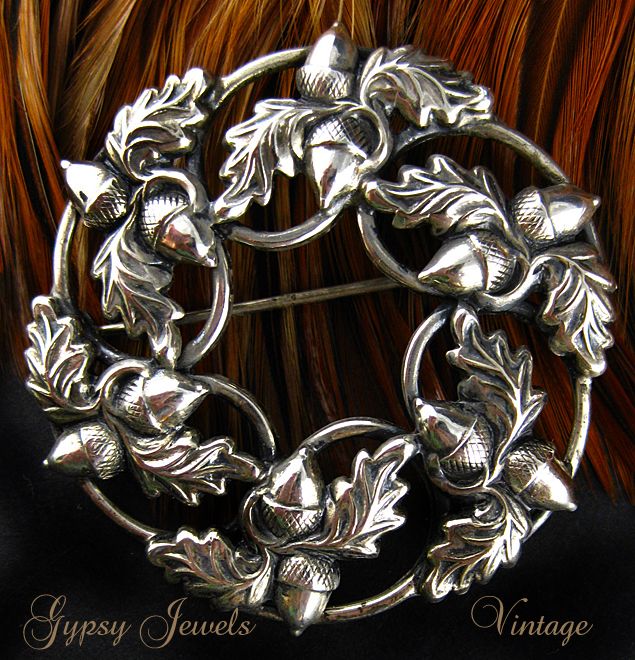 Vintage Danecraft Sterling Acorn and Oak Leaf Brooch Vintage Danecraft Sterling Acorn and Oak Leaf Brooch