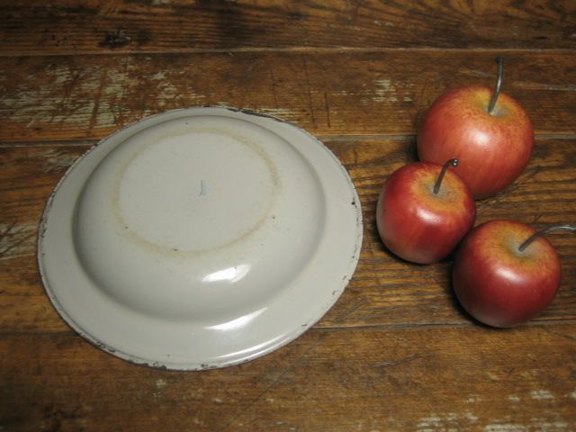 Sweet Old Enamelware Graniteware Child's Plate - Germany Sweet Old Enamelware Graniteware Child's Plate - Germany