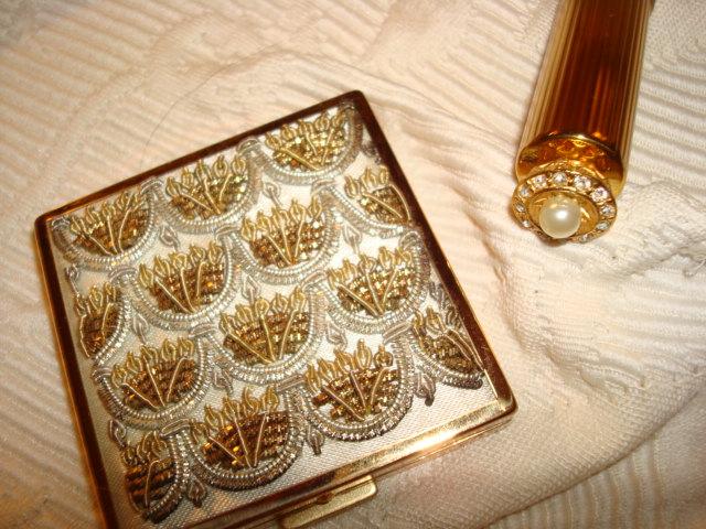 Richard Hudnut Powder Compact & Lipstick ~ Original Case ~ Beautiful Set! Richard Hudnut Powder Compact & Lipstick ~ Original Case ~ Beautiful Set!