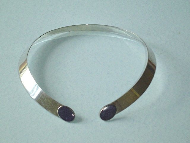 Vintage Sterling Collar Necklace with Lapis Lazuli Inserts Vintage Sterling Collar Necklace with Lapis Lazuli Inserts