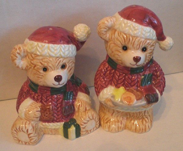 Teddy Bear Christmas Salt and Pepper Set Teddy Bear Christmas Salt and Pepper Set