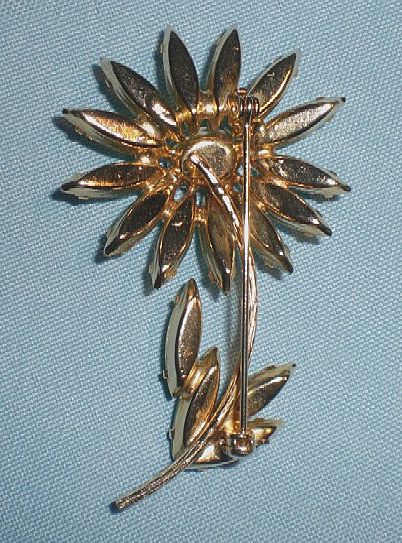 Juliana Green Rhinestone Flower Pin Juliana Green Rhinestone Flower Pin