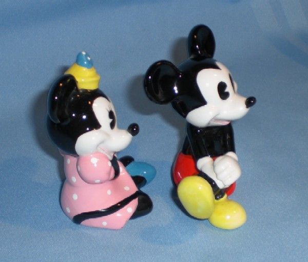 Disney Mickey and Minnie Ceramic Figurines - Taiwan Disney Mickey and Minnie Ceramic Figurines - Taiwan
