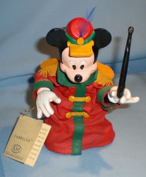 KSA Collectibles Fabriche Christmas Band Leader Mickey Mouse KSA Collectibles Fabriche Christmas Band Leader Mickey Mouse