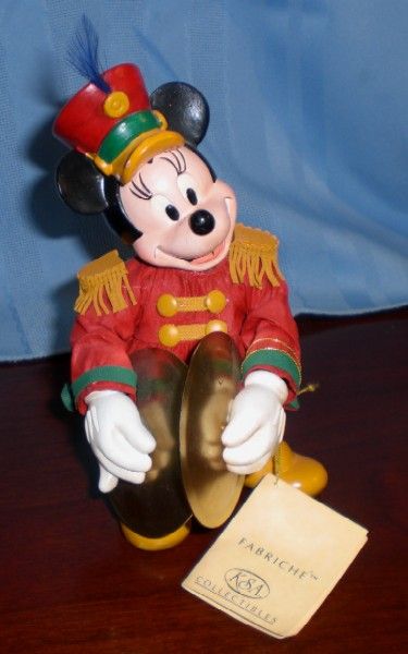 KSA Collectibles Fabriche Christmas Cymbals Player Minnie Mouse KSA Collectibles Fabriche Christmas Cymbals Player Minnie Mouse