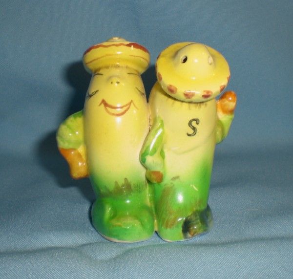 Anthropomorphic One Piece Salt and Pepper Dancing Bananas With Sombreros Anthropomorphic One Piece Salt and Pepper Dancing Bananas With Sombreros