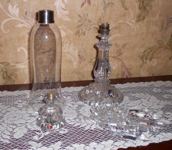 Baccarat Medaillon Candlesticks/Candle Holders with Hurricane Shades Baccarat Medaillon Candlesticks/Candle Holders with Hurricane Shades