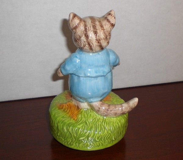 Beatrix Potter Tom Kitten Schmid Music Box Beatrix Potter Tom Kitten Schmid Music Box