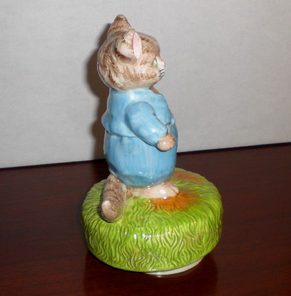 Beatrix Potter Tom Kitten Schmid Music Box Beatrix Potter Tom Kitten Schmid Music Box