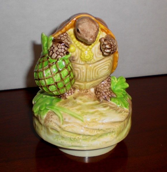 Beatrix Potter Mr. Alderman Ptolemy Schmid Music Box Beatrix Potter Mr. Alderman Ptolemy Schmid Music Box