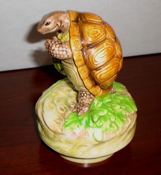 Beatrix Potter Mr. Alderman Ptolemy Schmid Music Box Beatrix Potter Mr. Alderman Ptolemy Schmid Music Box