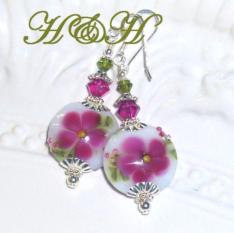 Fuchsia Floral Lampwork Earrings Fuchsia Floral Lampwork Earrings