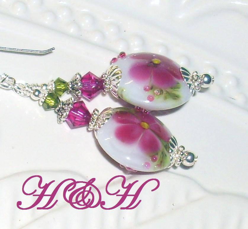 Fuchsia Floral Lampwork Earrings Fuchsia Floral Lampwork Earrings