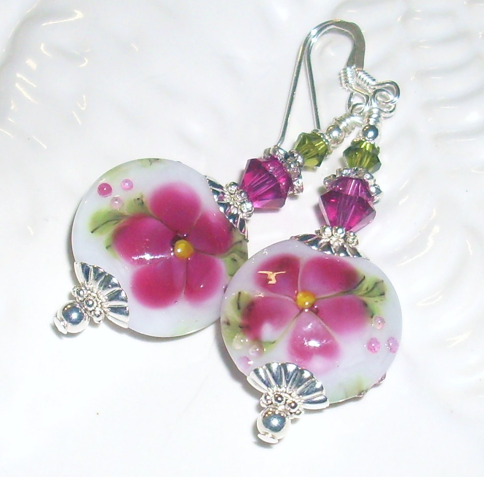Fuchsia Floral Lampwork Earrings Fuchsia Floral Lampwork Earrings