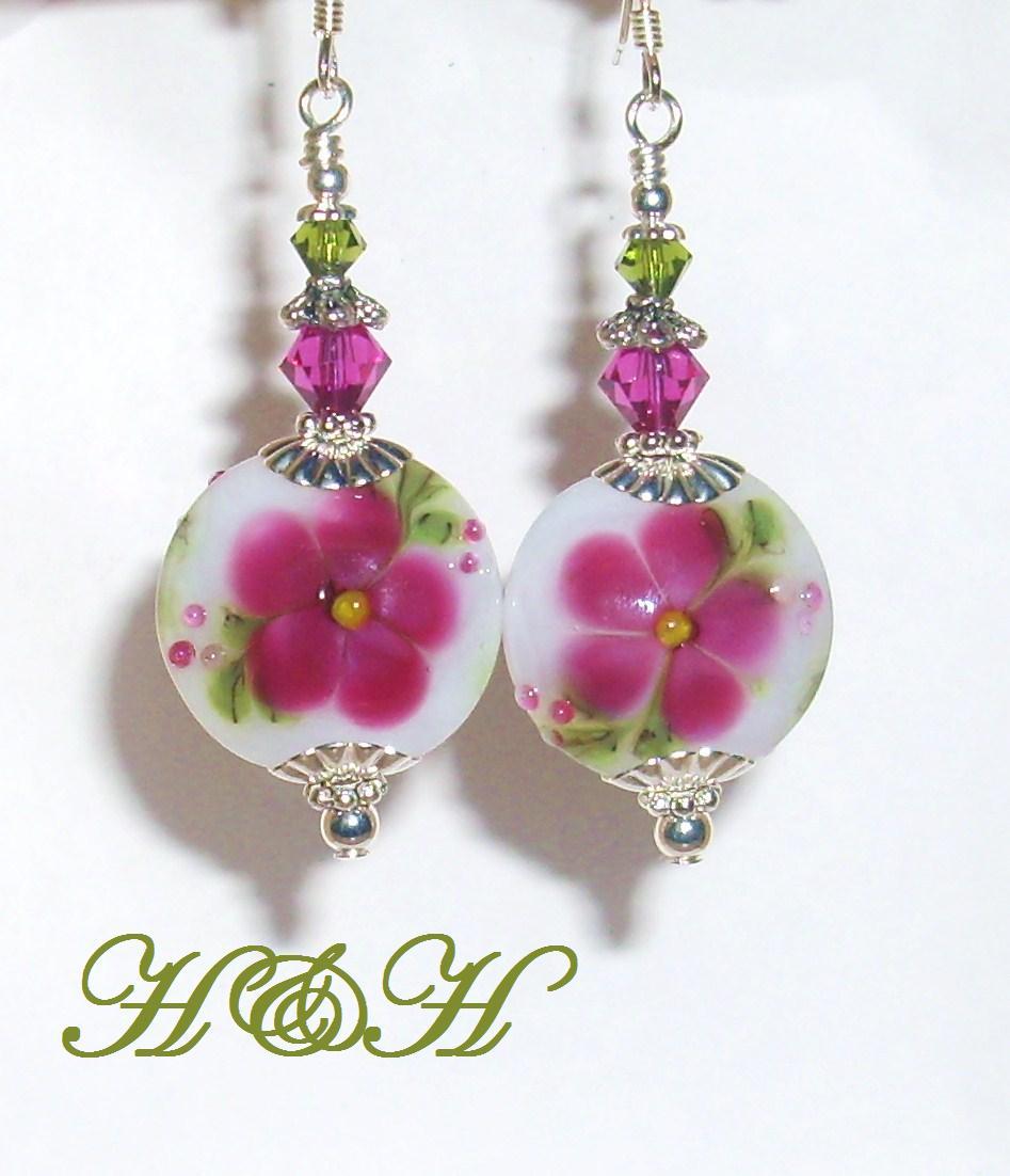 Fuchsia Floral Lampwork Earrings Fuchsia Floral Lampwork Earrings