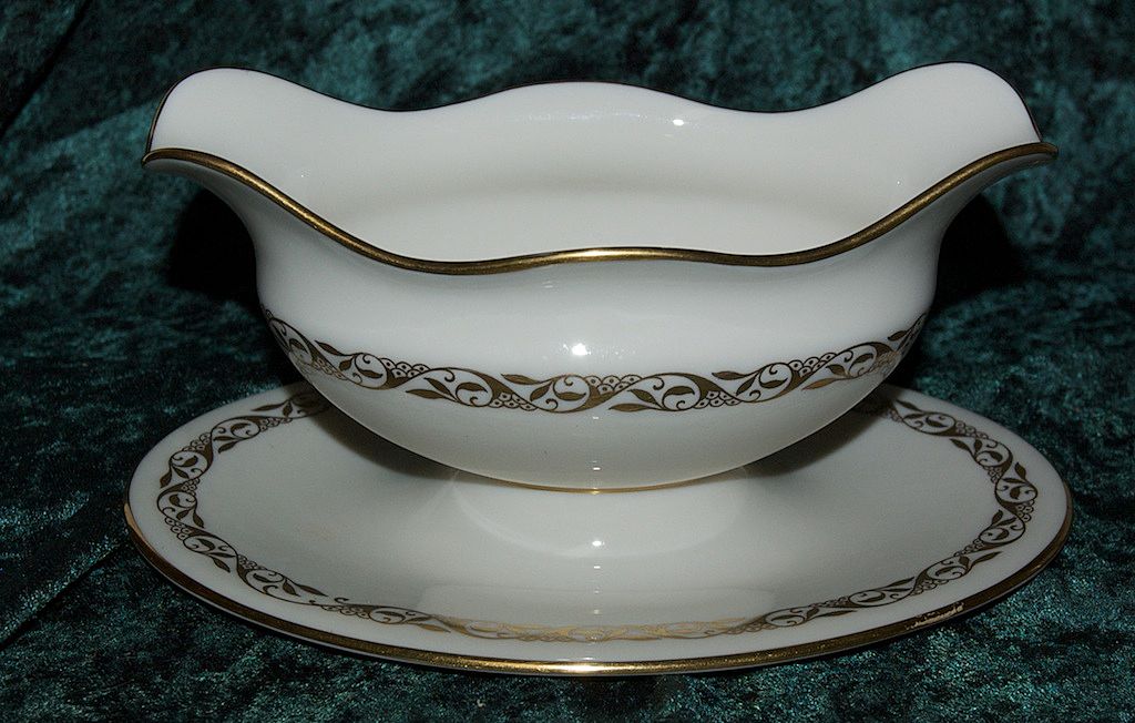 Mayfair by Lenox Porcelain China Gravy Boat w/ Attached Underplate Mayfair by Lenox Porcelain China Gravy Boat w/ Attached Underplate