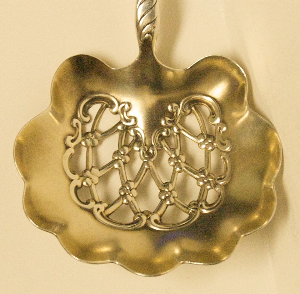 Whiting Sterling Silver Fancy Bon-Bon Spoon Whiting Sterling Silver Fancy Bon-Bon Spoon