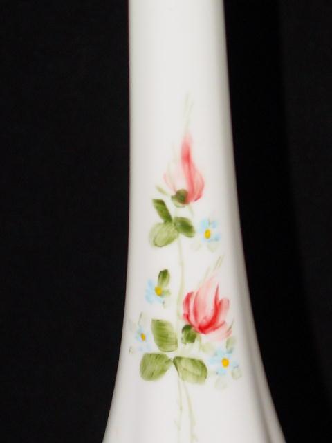 Hobnail Milkglass Fenton Budvase - Painted by Louise Piper Hobnail Milkglass Fenton Budvase - Painted by Louise Piper