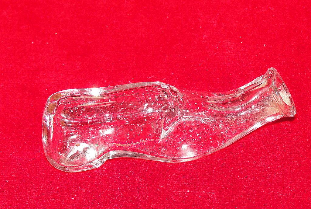 Tiny Glass Shoe Candy Container - Missing Cork Tiny Glass Shoe Candy Container - Missing Cork