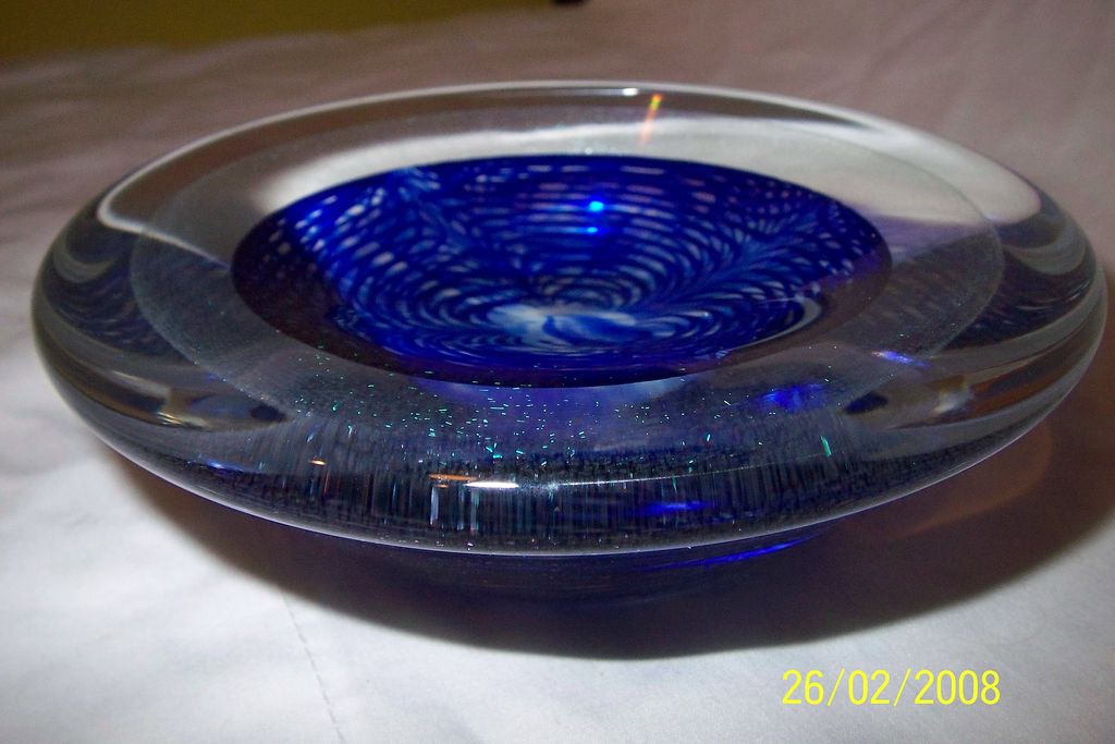Correia Art Glass Bowl/Weight Correia Art Glass Bowl/Weight