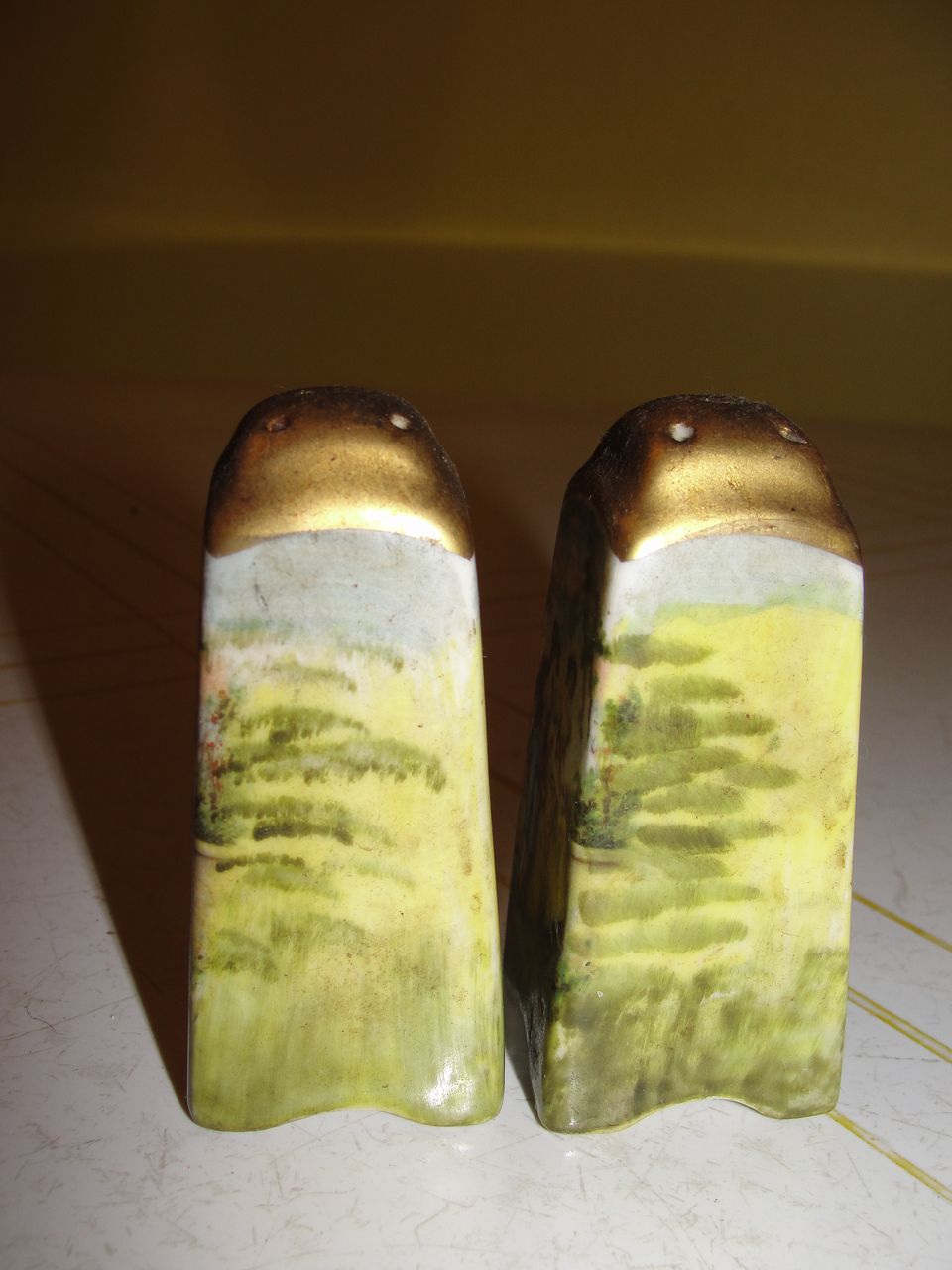 Fancy Pants Salt & Pepper Shakers Fancy Pants Salt & Pepper Shakers