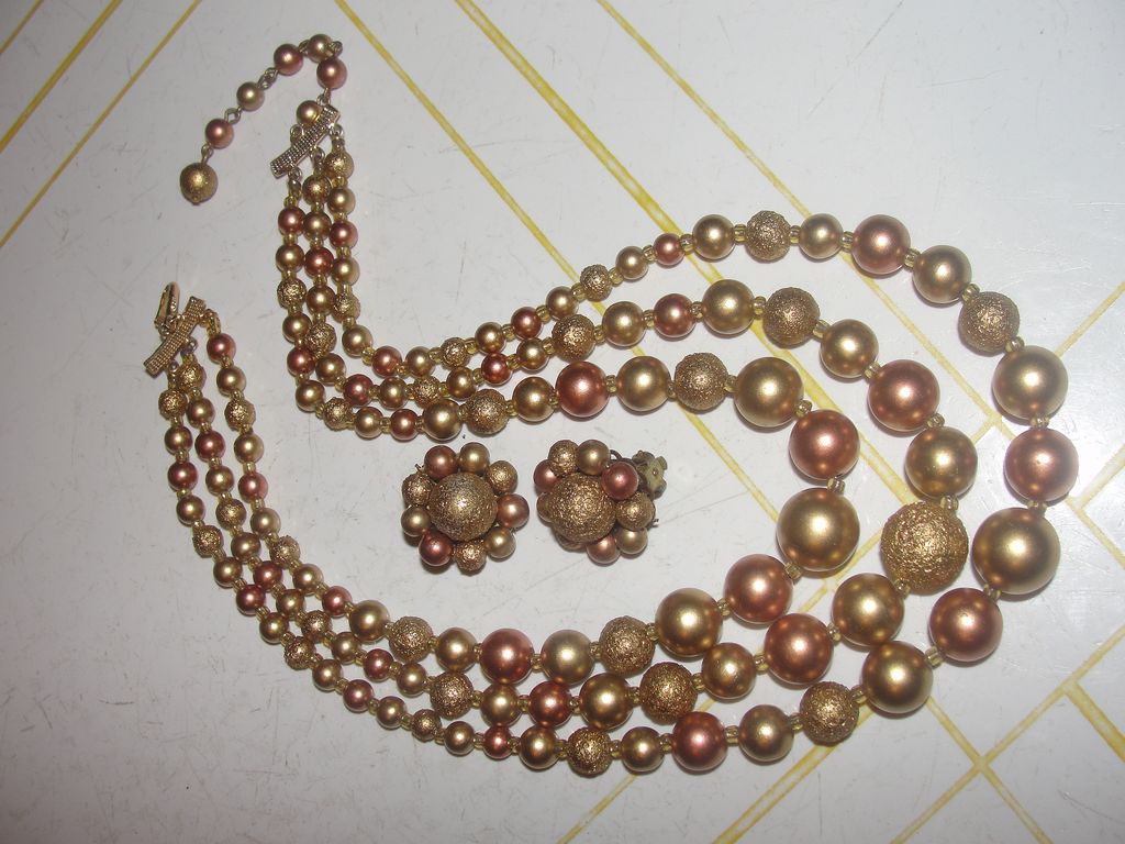 Glitzy Golden 3-Strand Necklace and Clip-on Earrings - Free Shipping Glitzy Golden 3-Strand Necklace and Clip-on Earrings - Free Shipping