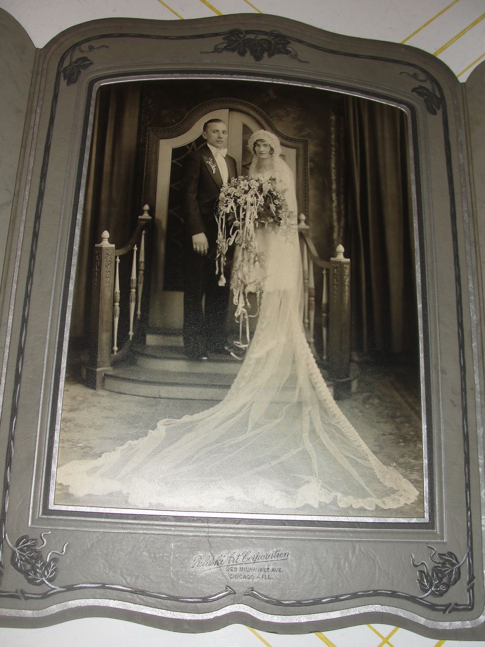 Sweetheart Bride and Dapper Groom Wedding Photo Sweetheart Bride and Dapper Groom Wedding Photo