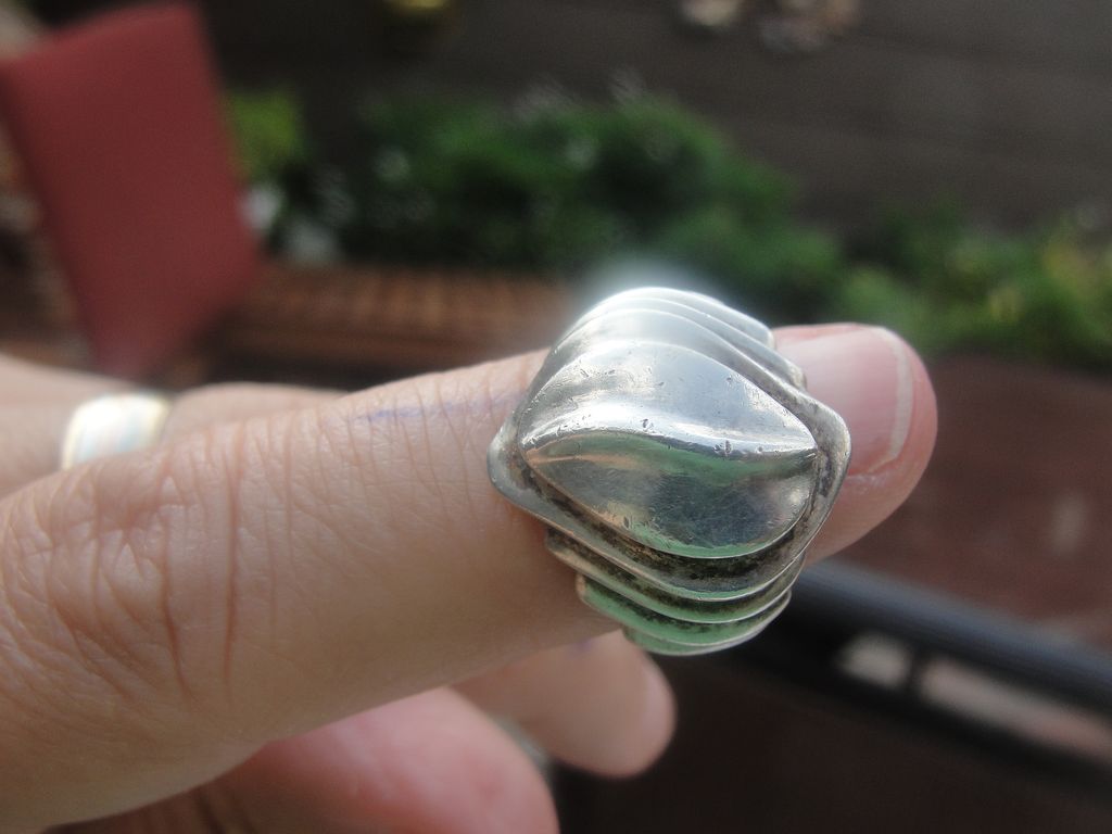 Swirling Ribs Silver Ring - Free Shipping Swirling Ribs Silver Ring - Free Shipping