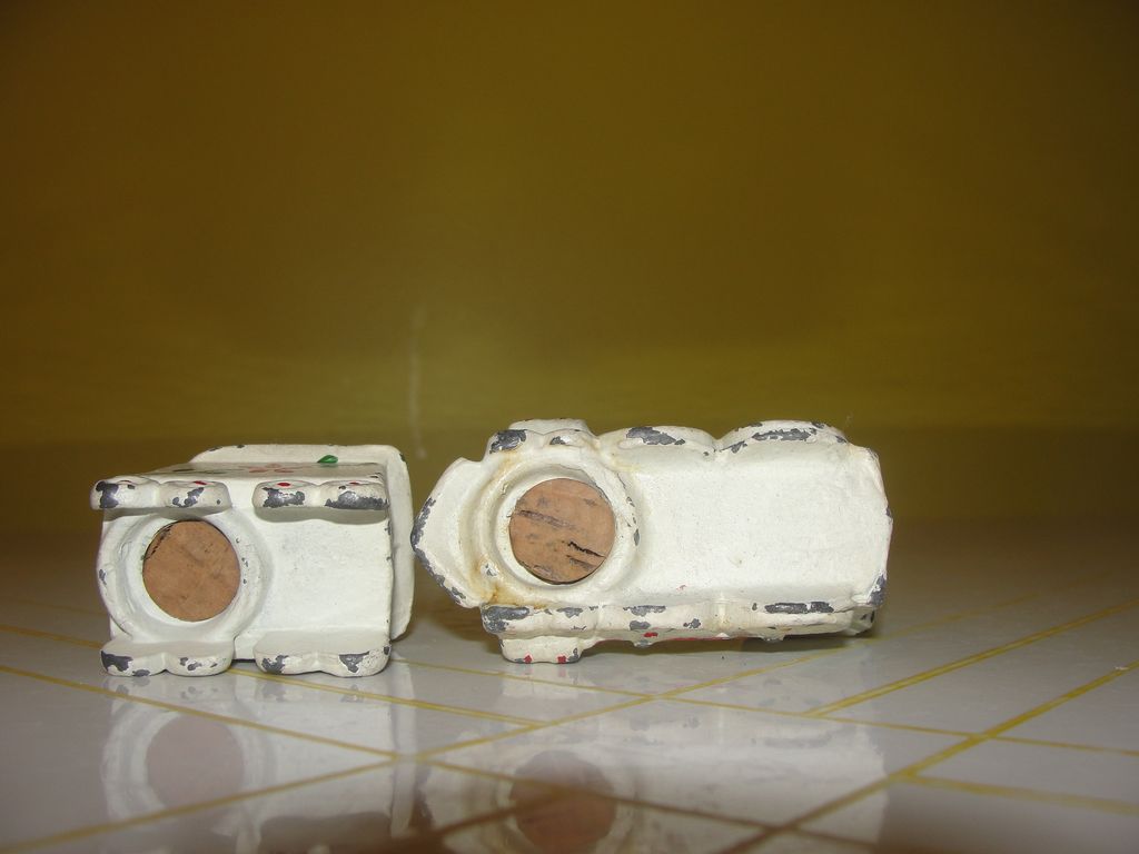 All Aboard Metal train Salt and Pepper Shakers All Aboard Metal train Salt and Pepper Shakers