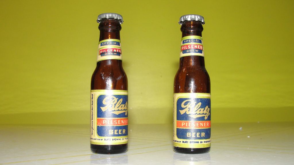 Blatz Beer Bottle Salt and Pepper Shakers from hodgepodgelodge on Ruby Lane