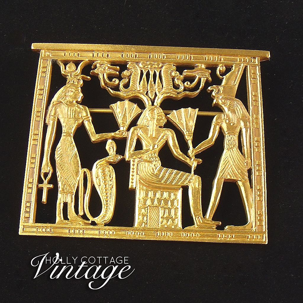 Vintage Ancient Egyptian Themed Brooch Vintage Ancient Egyptian Themed Brooch
