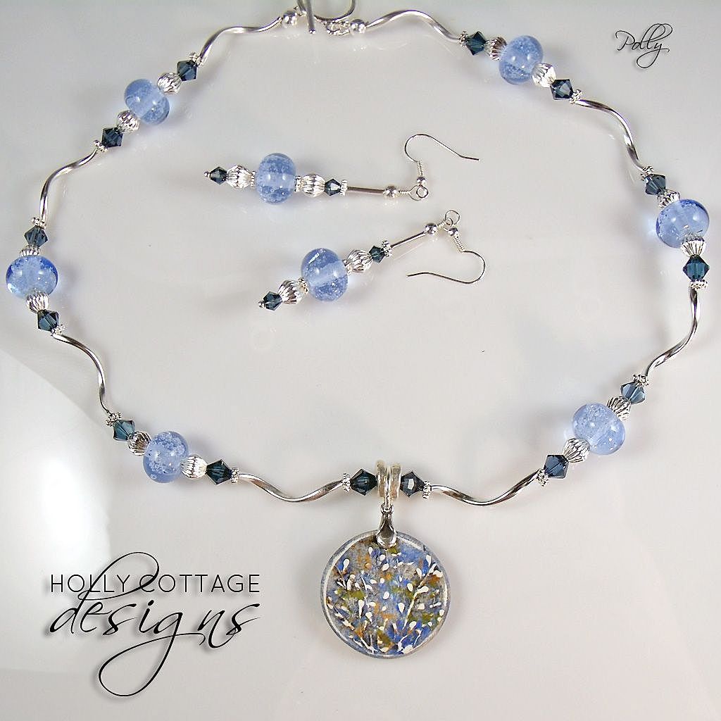 Artisan crafted pendant necklace with earrings Artisan crafted pendant necklace with earrings