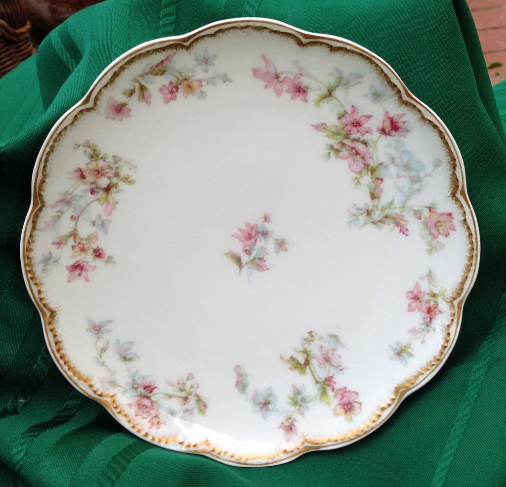 Half Price Haviland Sale - Antique Haviland Limoges Plate Schleiger 91 Lavender Pink Floral - C Half Price Haviland Sale - Antique Haviland Limoges Plate Schleiger 91 Lavender Pink Floral - C