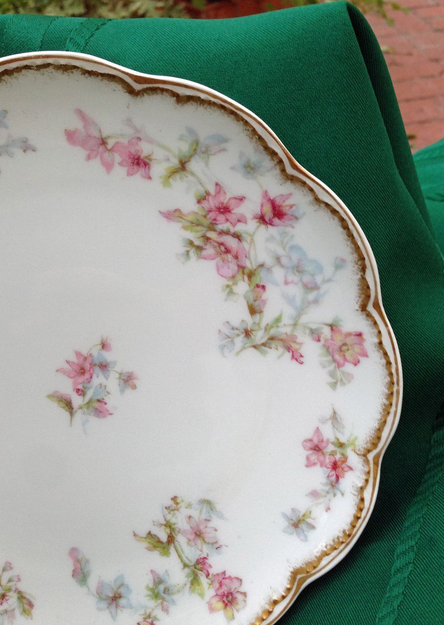Half Price Haviland Sale - Antique Haviland Limoges Plate Schleiger 91 Lavender Pink Floral - C Half Price Haviland Sale - Antique Haviland Limoges Plate Schleiger 91 Lavender Pink Floral - C