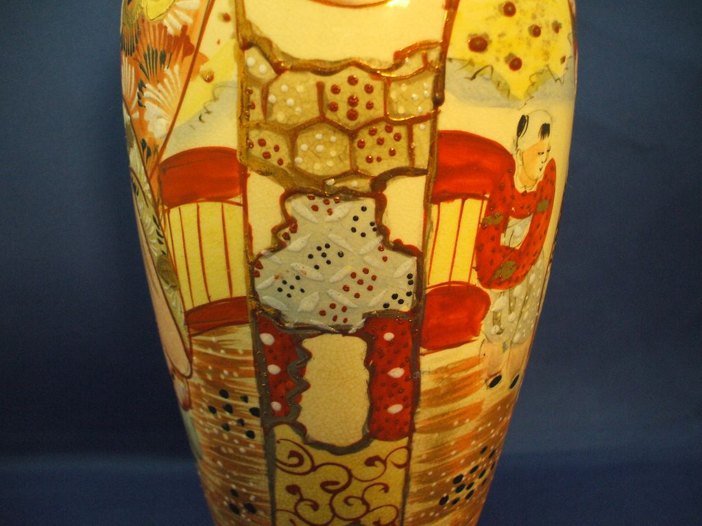 Satsuma Vase Hand Painted Elaborate Scene 10 1/2" Satsuma Vase Hand Painted Elaborate Scene 10 1/2"