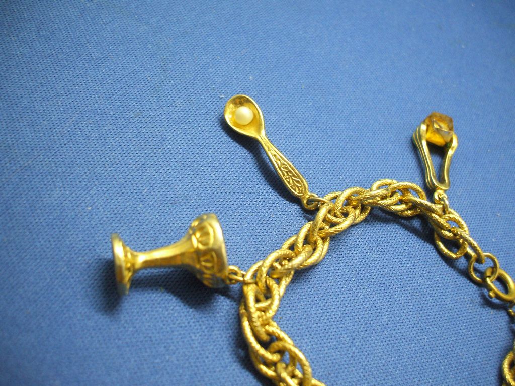 Cocktail Happy Hour Charm Bracelet Gold Tone Cocktail Happy Hour Charm Bracelet Gold Tone