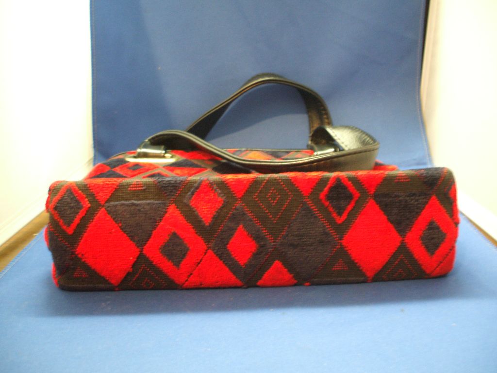 Red & Navy Blue Chenille Diamonds Cut Velvet Carpet Bag Purse Red & Navy Blue Chenille Diamonds Cut Velvet Carpet Bag Purse