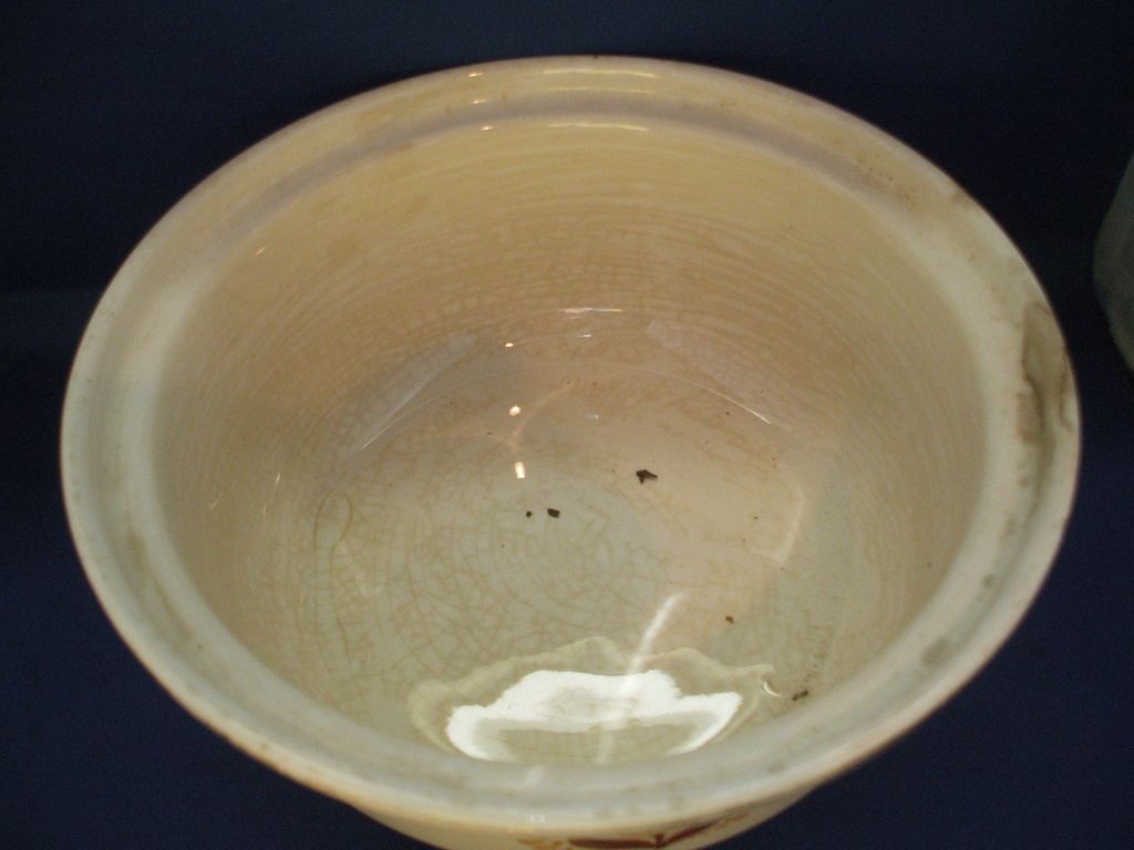 Harker Modern Tulip Covered Casserole Bakerite Harker Modern Tulip Covered Casserole Bakerite