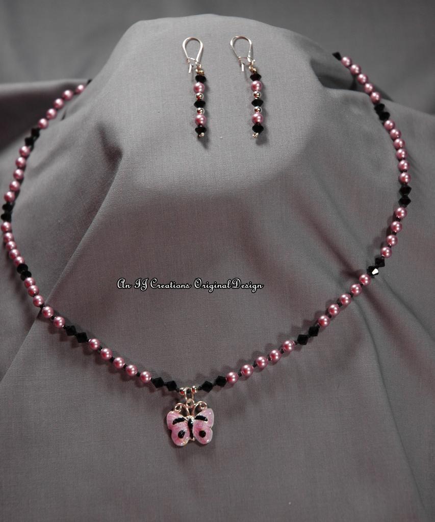 Swarovski® Crystal Faux Pearl;Jet Black; Cloisonné Butterfly Pendant, Set Swarovski® Crystal Faux Pearl;Jet Black; Cloisonné Butterfly Pendant, Set