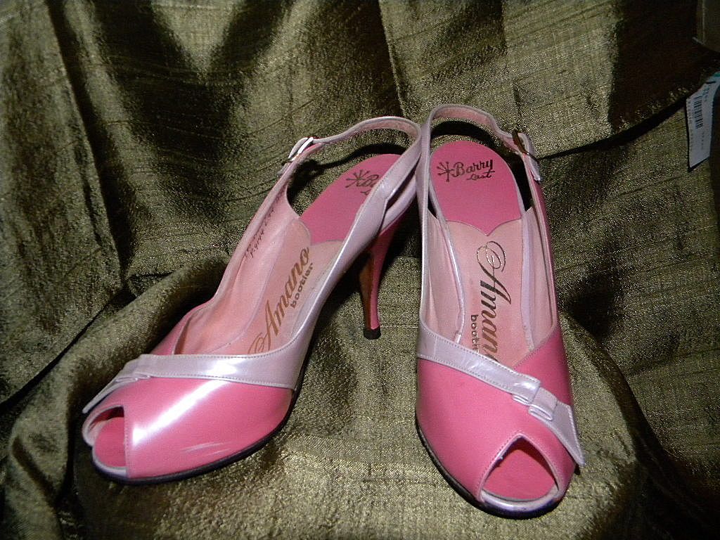 Vintage Ladies Amano Pink Peep Toe Slingback Pumps 4B Vintage Ladies Amano Pink Peep Toe Slingback Pumps 4B