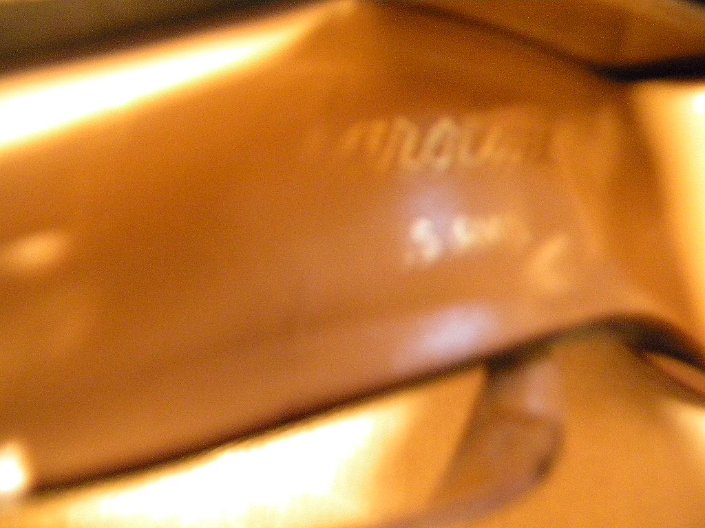 VTG Ladies Garolini Italian Navy Blue Slingback Pumps 4 1/2M VTG Ladies Garolini Italian Navy Blue Slingback Pumps 4 1/2M