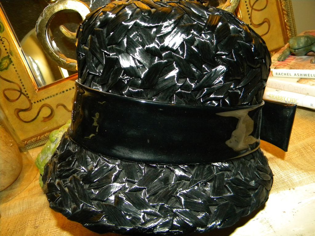 VTG Black Raffia Straw Cloche Hat VTG Black Raffia Straw Cloche Hat