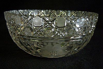 Pretty EAPG Crystal Bowl with Floral pattern Pretty EAPG Crystal Bowl with Floral pattern